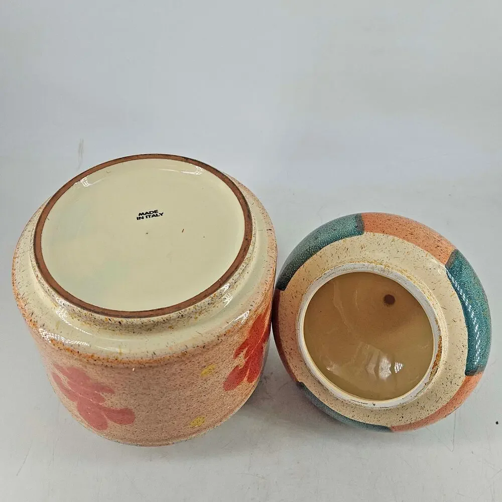 Vintage Hand painted ceramic Medici canister w lid Horchow Italy